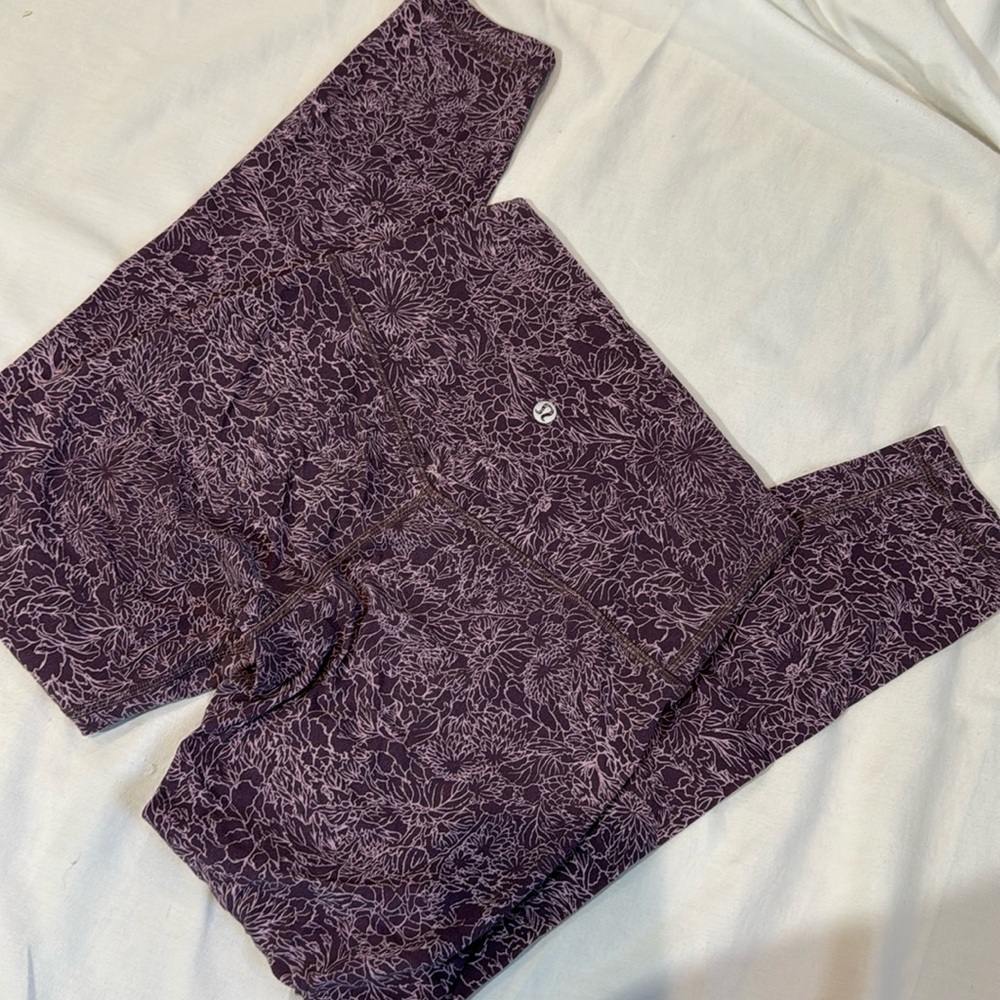 Floral Purple Lululemon Align 25” Leggings | size 4